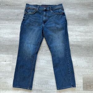 Lucky Brand 223 Straight Jeans
